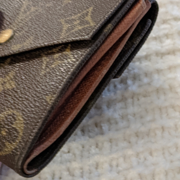 AUTHENTIC Vintage Louis Vuitton Monogram Wallet - Picture 14 of 16